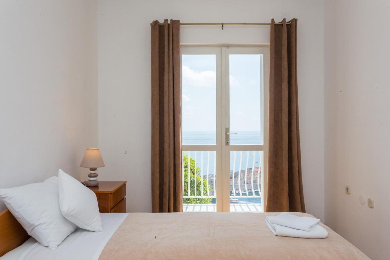 Apartment Sea To Sky